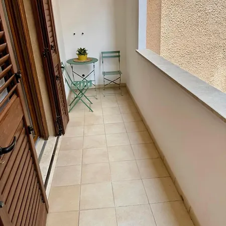 Hector House Apartment